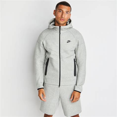 NIKE TECH FLEECE: COZY LIKE NO OTHER 